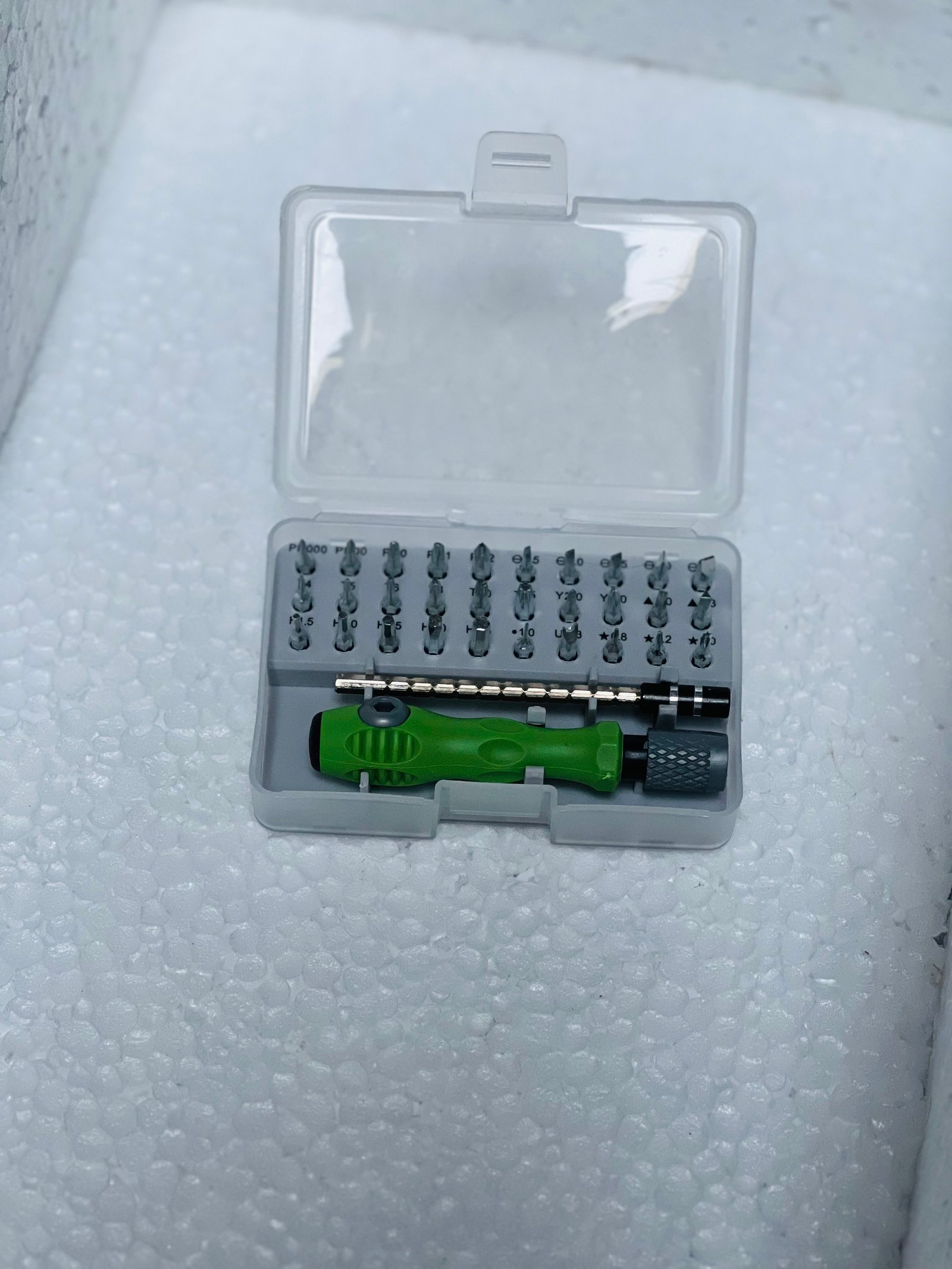 32 in 1 Professional Screwdriver Set NO.7089C